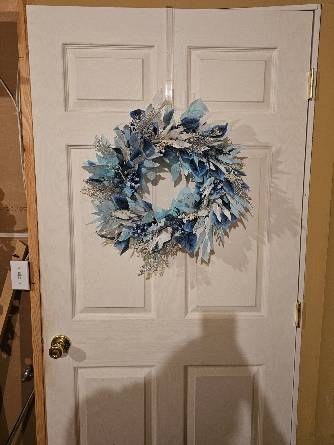 Winter Wreath with Blue and Silver Accents, Frosted Holiday Door Wreath, Elegant Seasonal Decor with Berries
