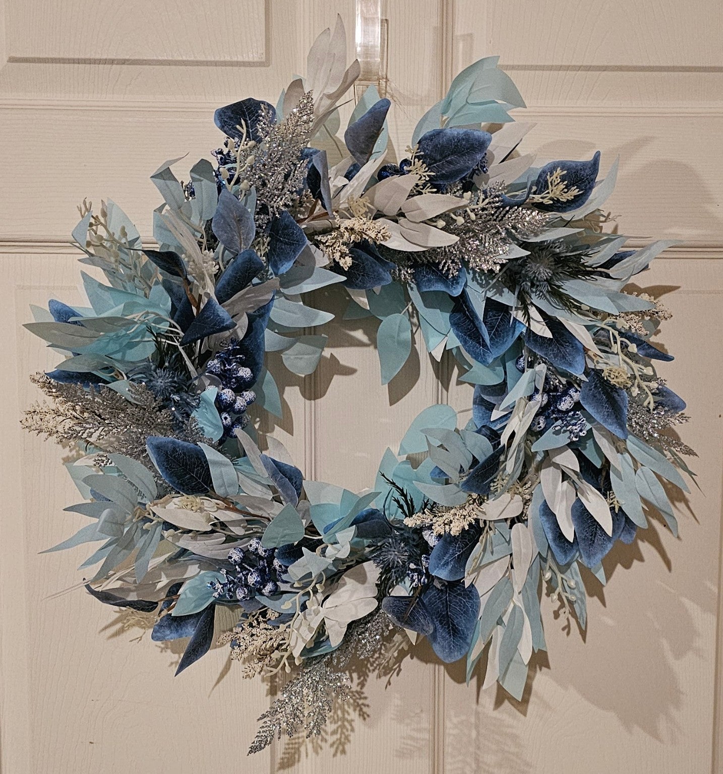 Winter Wreath with Blue and Silver Accents, Frosted Holiday Door Wreath, Elegant Seasonal Decor with Berries