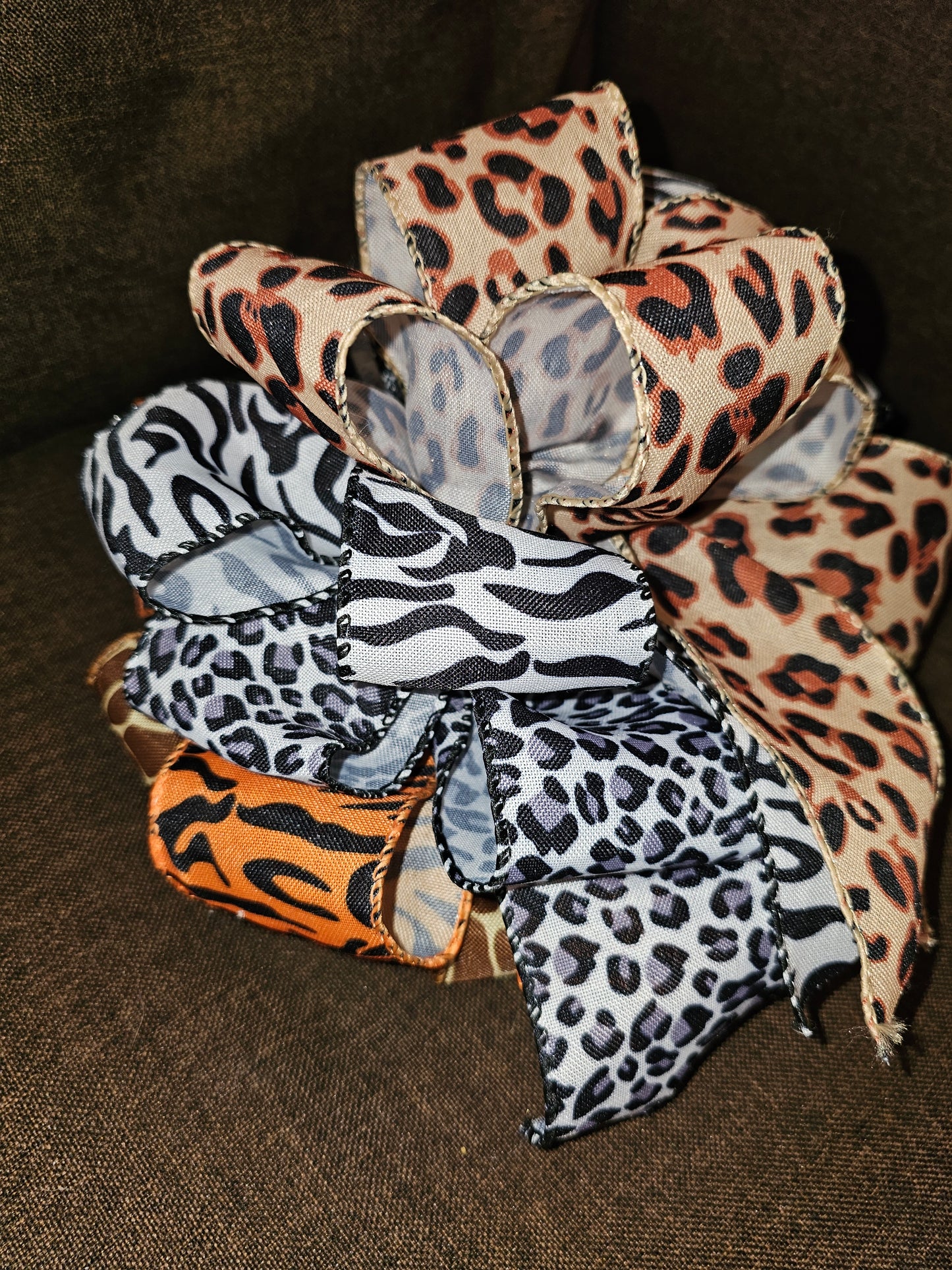 Extra Large Decorative Bows, Handmade XL Ribbon Bows for Wreaths, Doors, Trees, Gifts and Holiday Décor