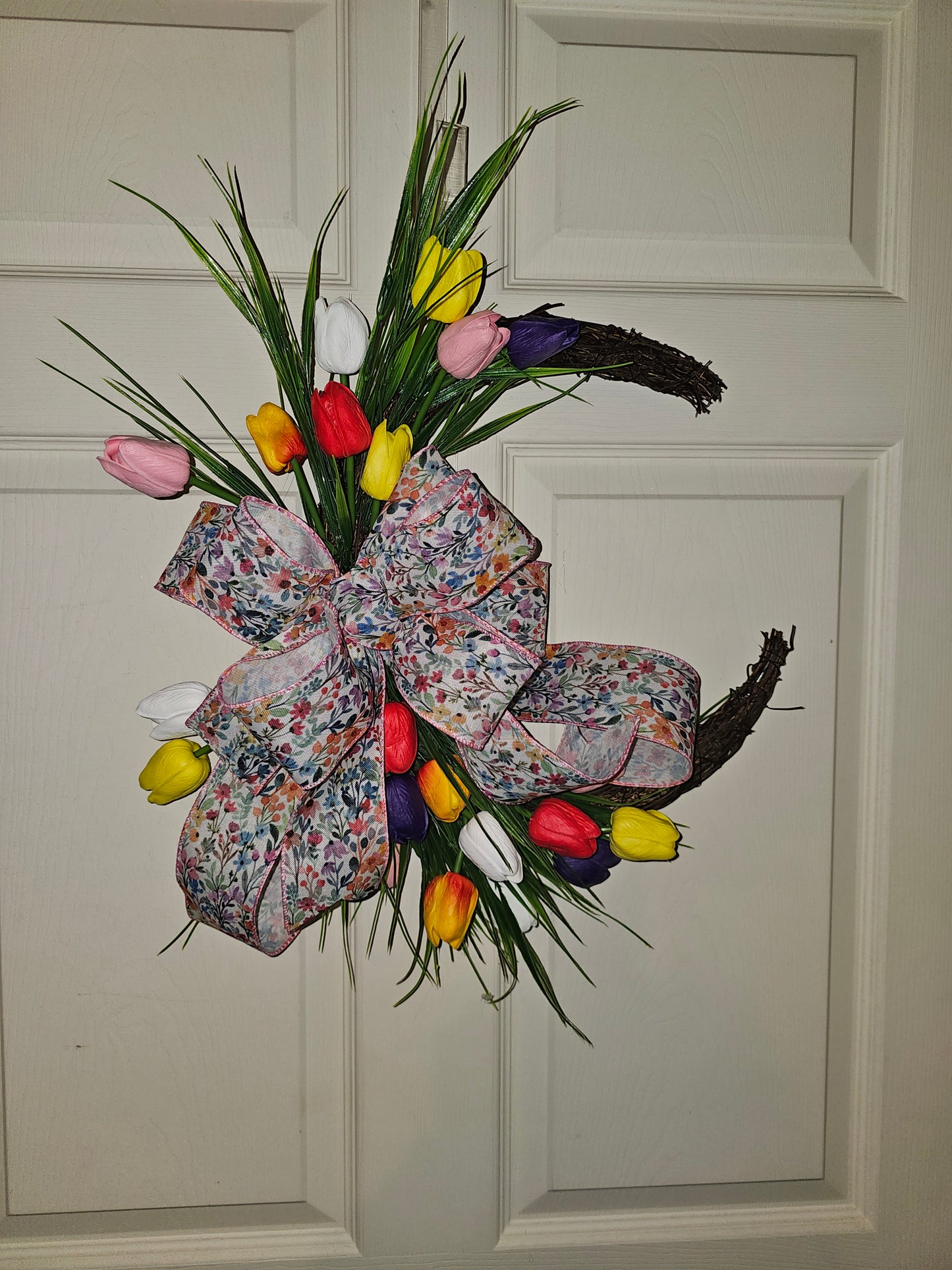 Tulip Grapevine Wreath with Floral Bow