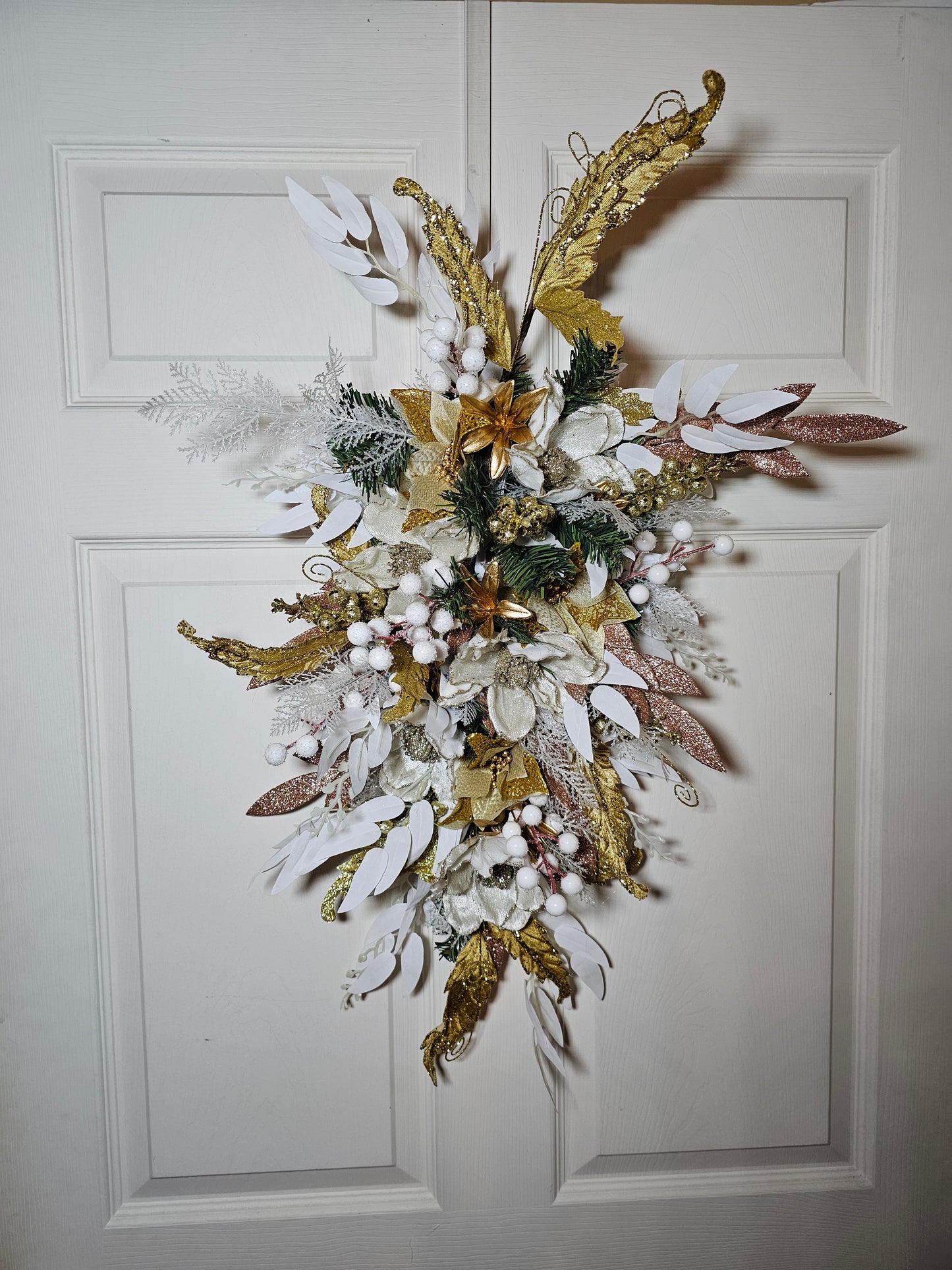 Elegant 30–33" Holiday Swag, Gold & White Christmas Door Swag, Winter Floral Décor with Glitter Accents