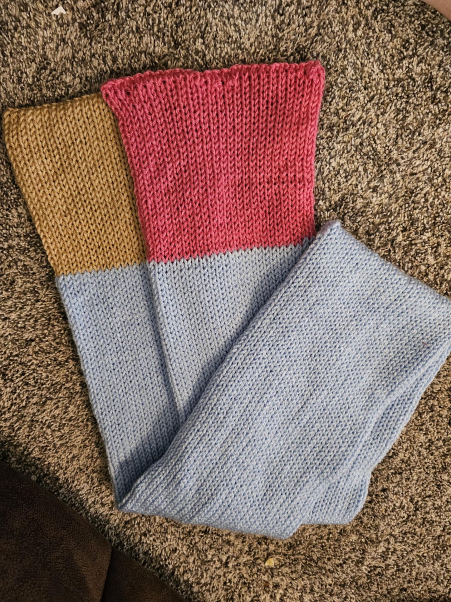 Color Block Knitted Scarf – Handmade Wool Blend Winter Accessory