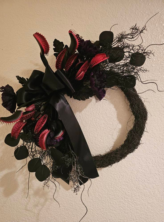Gothic Venus Flytrap Wreath Dark Halloween Door Décor Black and Red Creepy Gothic Wreath with Bow