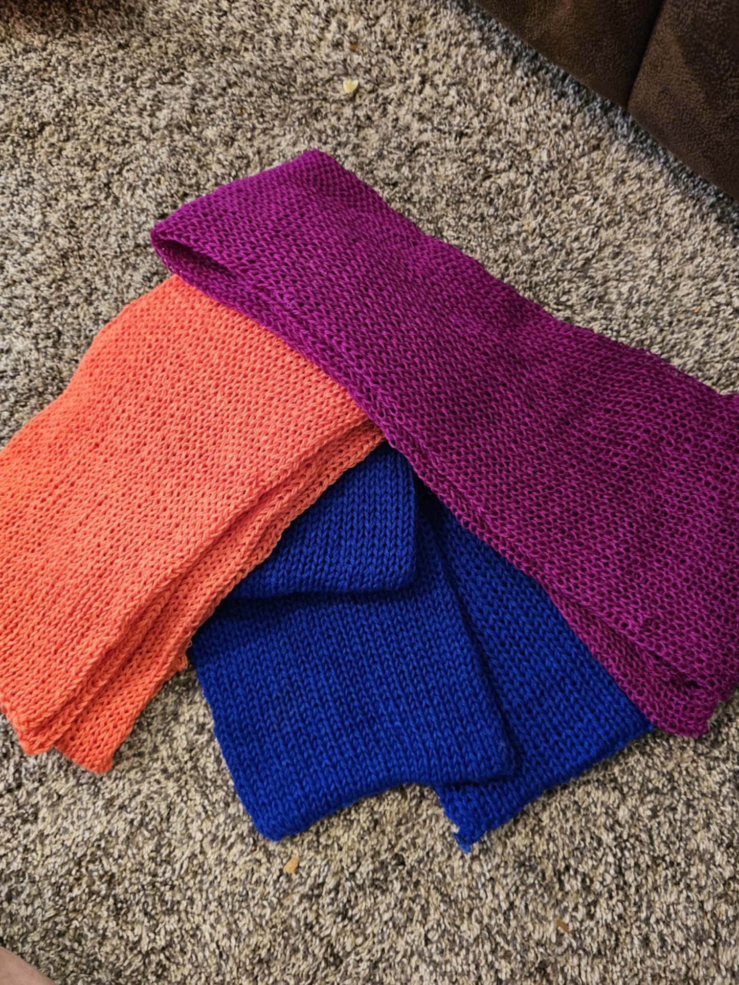 Hand-Knitted Cashmere Scarf – Luxuriously Soft Handmade Winter Wrap