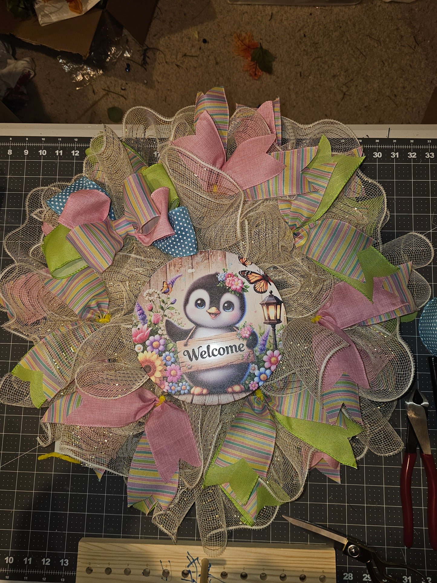 Penguin Welcome Mesh Wreath